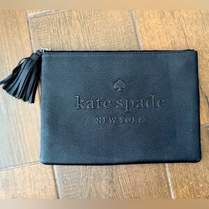 Kate Spade Larchmont Avenue Logo Gia Clutch